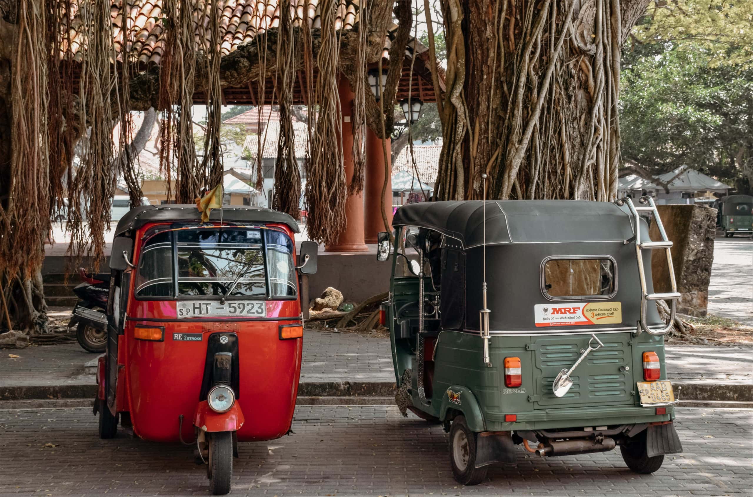 sri lanka tuk tuk