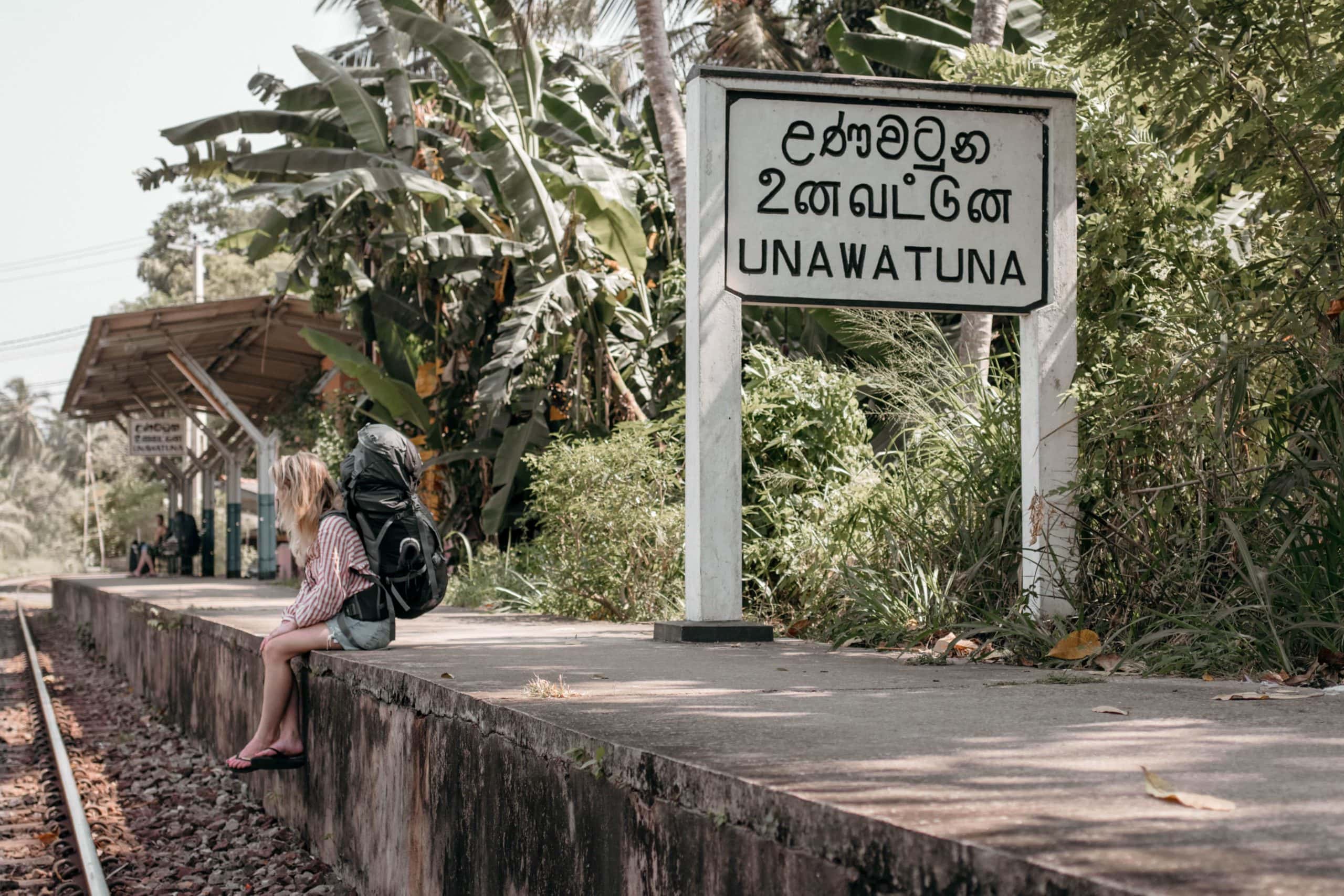 sri lanka unawatuna route zug