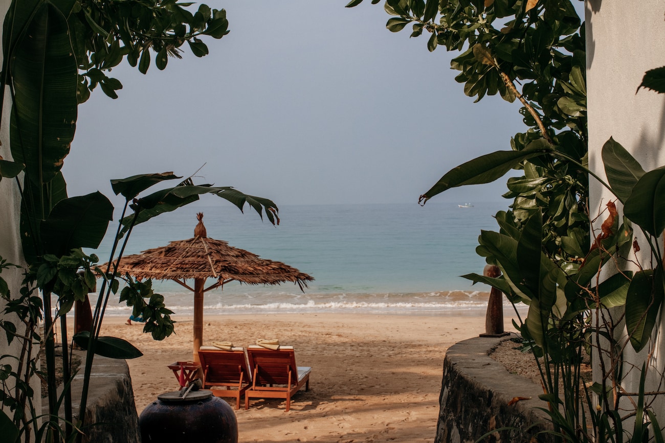 ngapali bay villas und spa ausblick strand