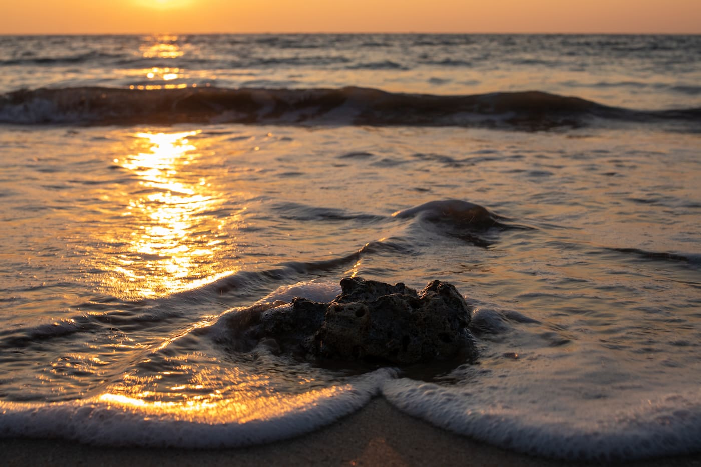 sonnenuntergang über dem meer