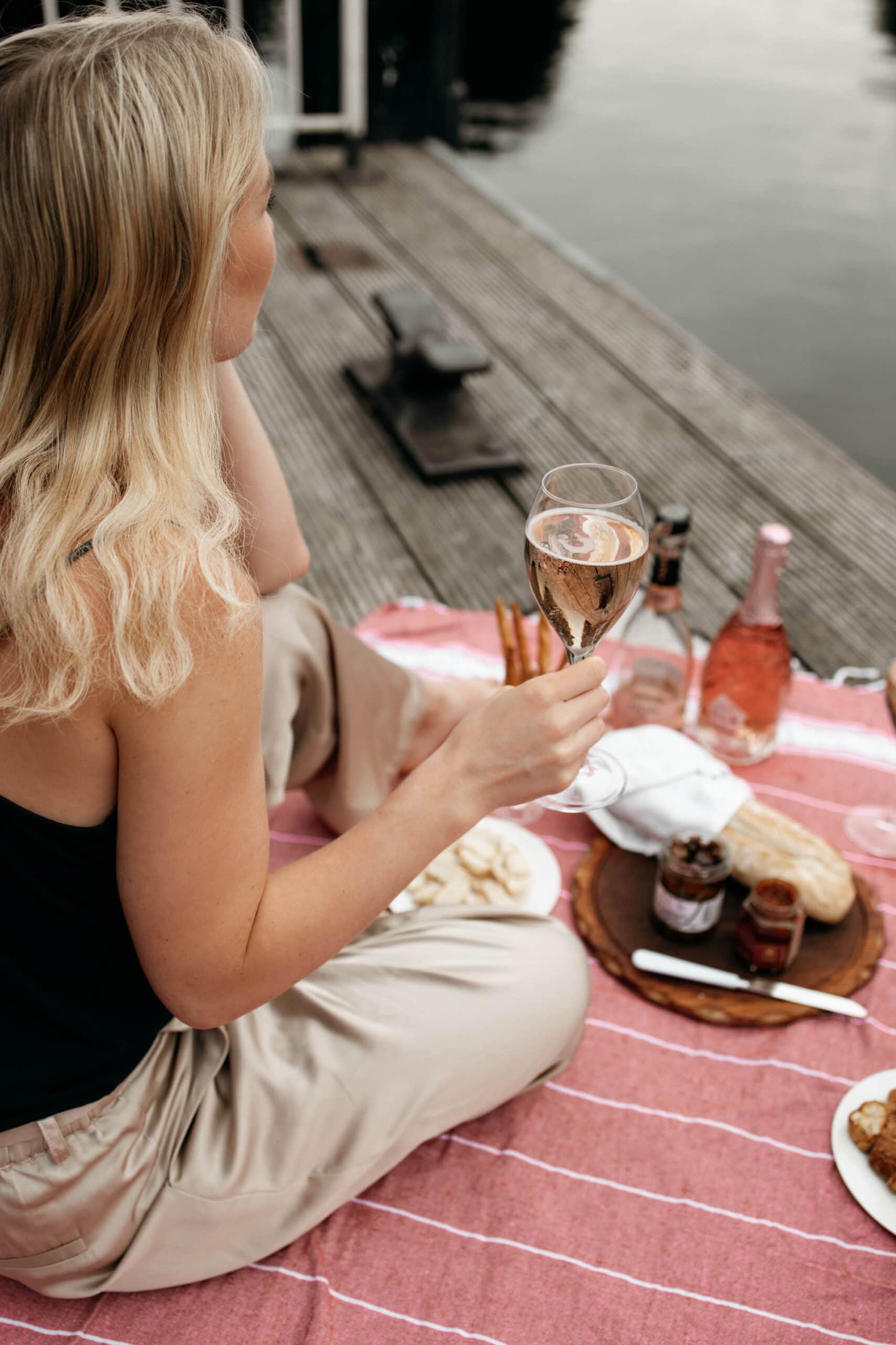 sommerpicknick mit prosecco