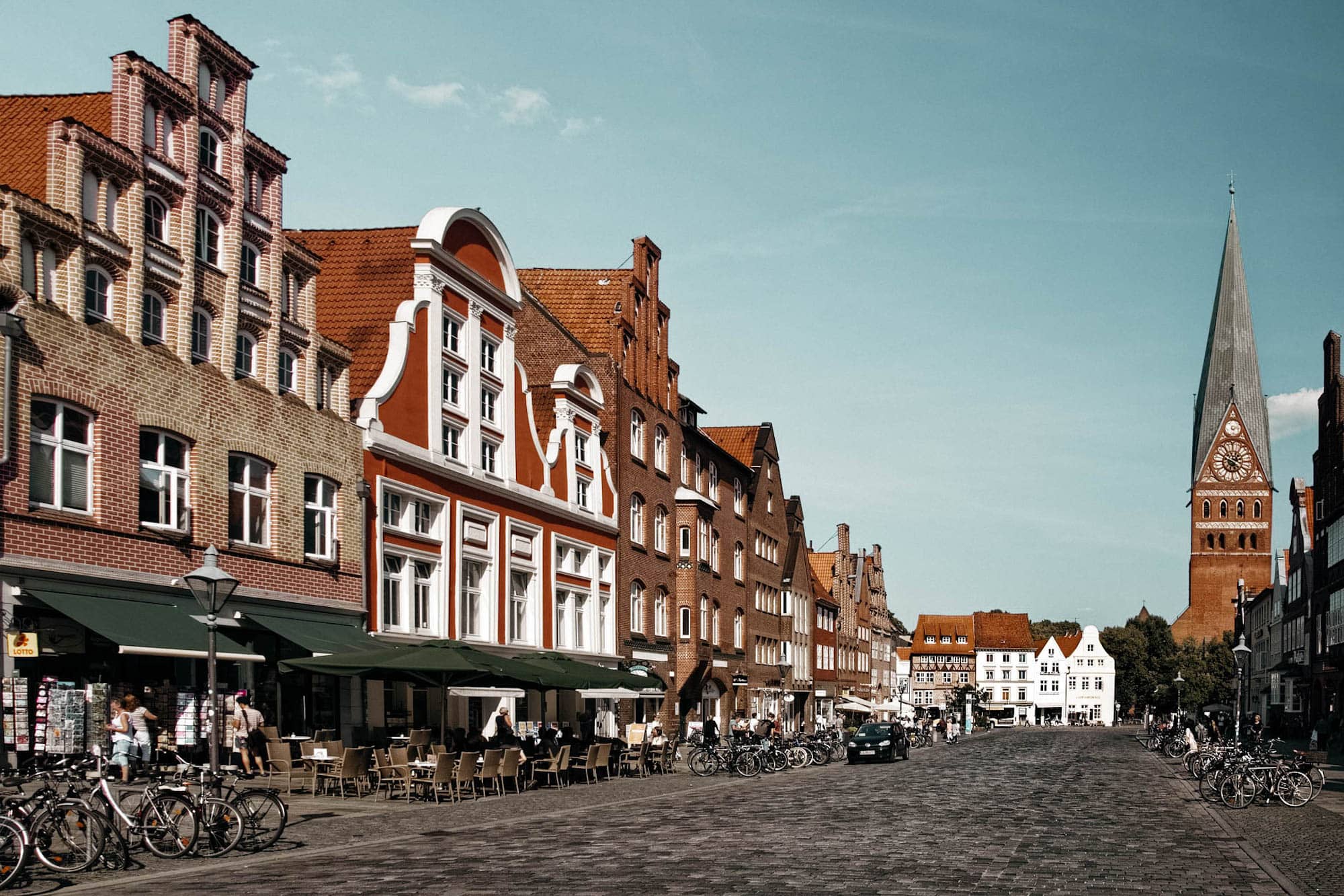 zu den schönste städten deutschlands gehört die hansestadt lüneburg