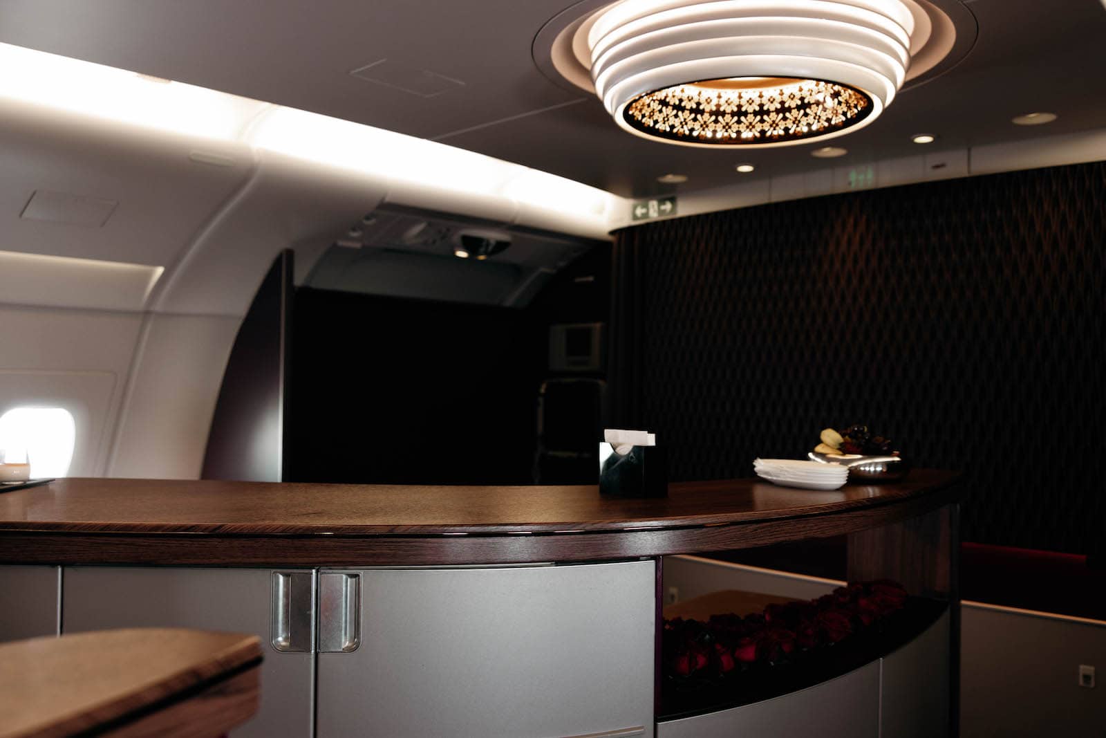 qatar business class bar